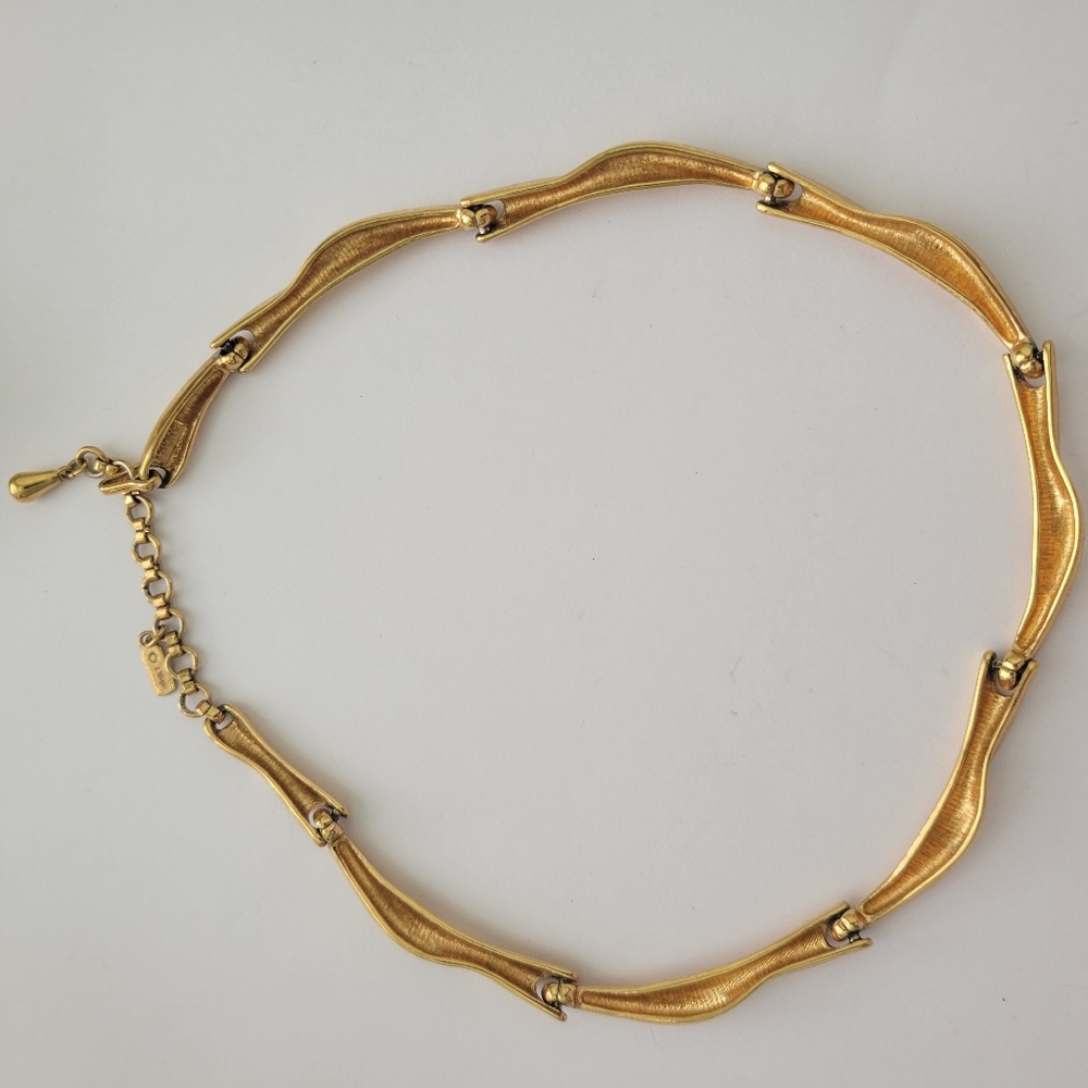 Vintage Monet Statement Necklace Choker Liquid Flow Links Gold Tone Retro 15-18" - Picture 9 of 9